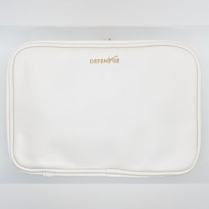 DefenAge Signature Travel Bag